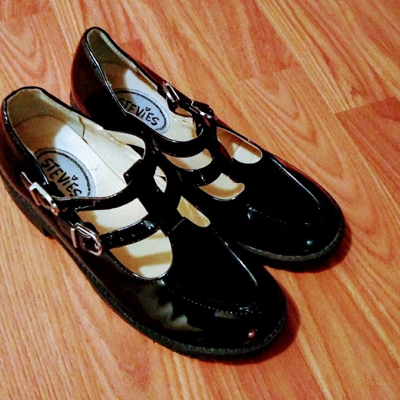 Other - Cute Girls Stevies Black Leather Dress Shoes
